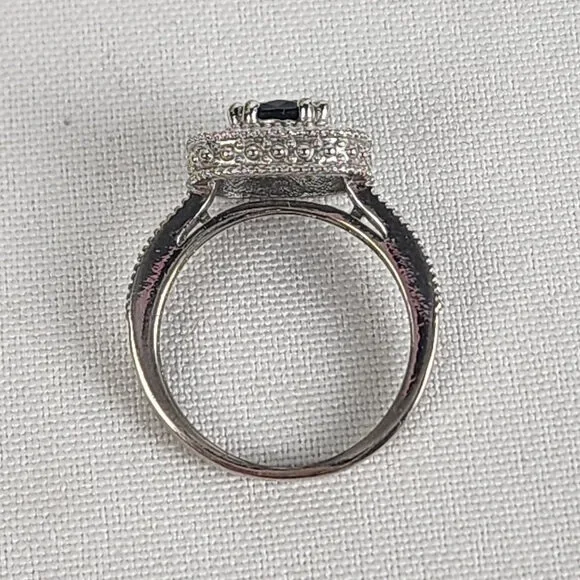 925 Sterling Silver Black Square Stone Ring Size 9 - Picture 6 of 8